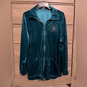 Vintage inspired velvet lounge set